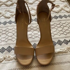 Michael Kors high heel beige